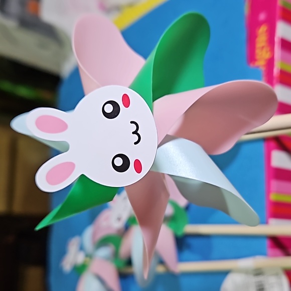 Lot 4 Pinwheels target dollar spot nwt - Picture 2 of 4